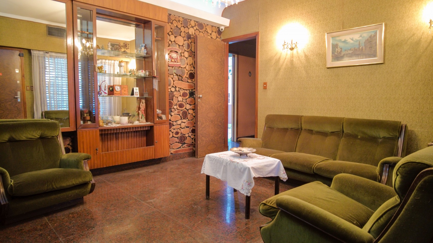 Haedo Norte Barrio Guemes Venta de Chalet de 7 ambientes