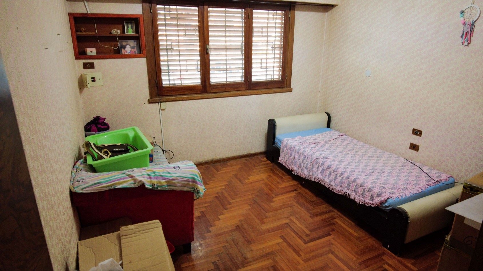 Haedo Norte Barrio Guemes Venta de Chalet de 7 ambientes
