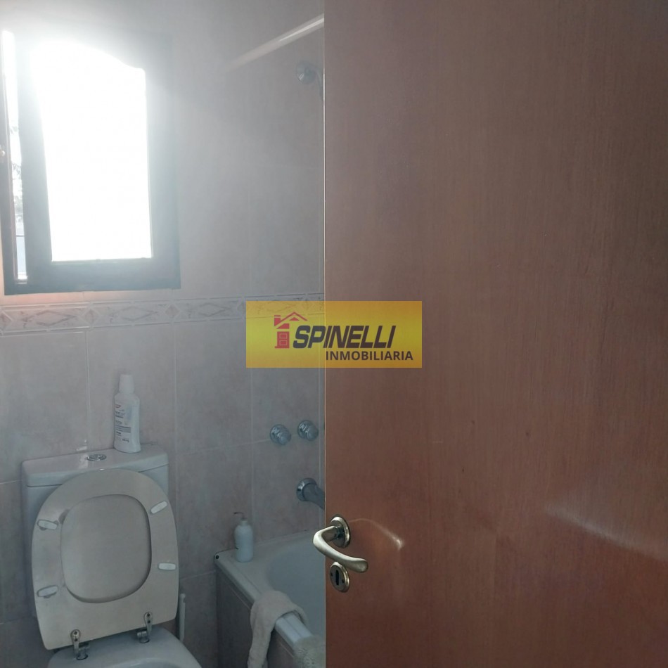 Venta de Chalet de cuatro ambientes en Haedo Sur