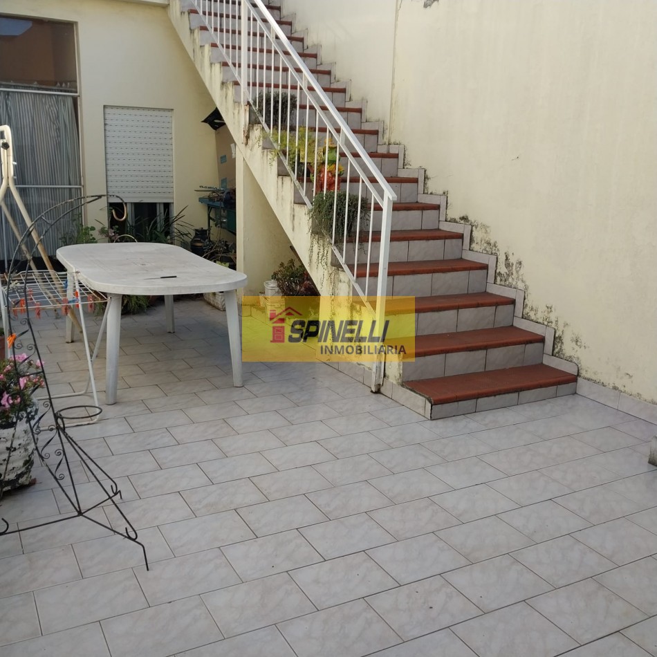 Alquiler de Casa de cuatro ambientes multifamiliar ideal consultorio o vivienda
