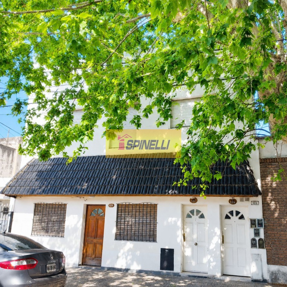 Ph de tres ambientes en venta en Haedo Sur Apto Credito