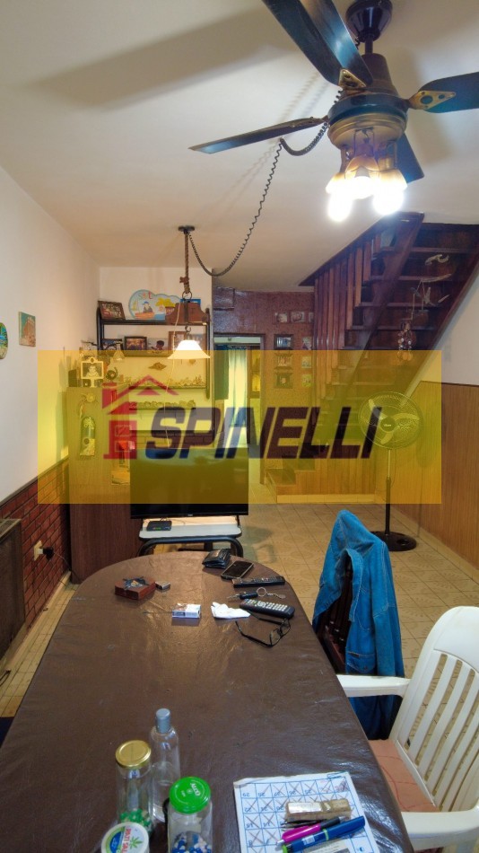Duplex de cuatro ambientes en venta en Haedo Norte Apto Credito