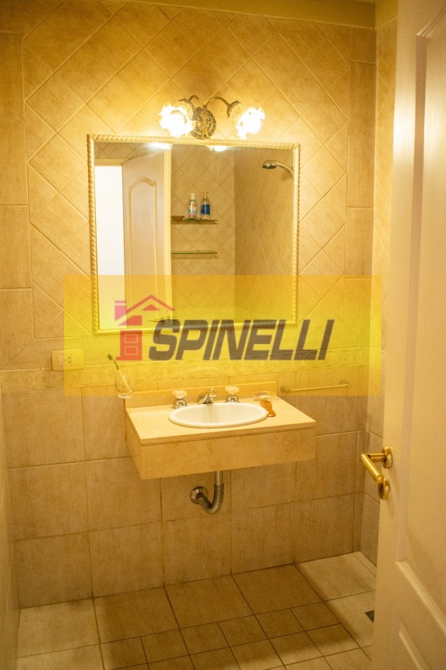 Haedo Sur venta de casa de cuatro ambientes Apto Credito
