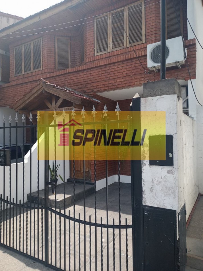 Duplex Apto Credito en venta de dos ambientes en Villa Luzuriaga