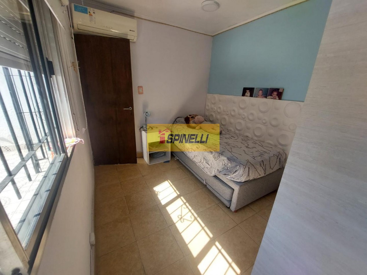 Ph de tres ambientes en venta en Haedo Sur Apto Credito