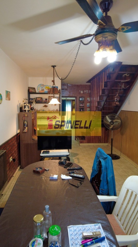 Duplex de cuatro ambientes en venta en Haedo Norte Apto Credito