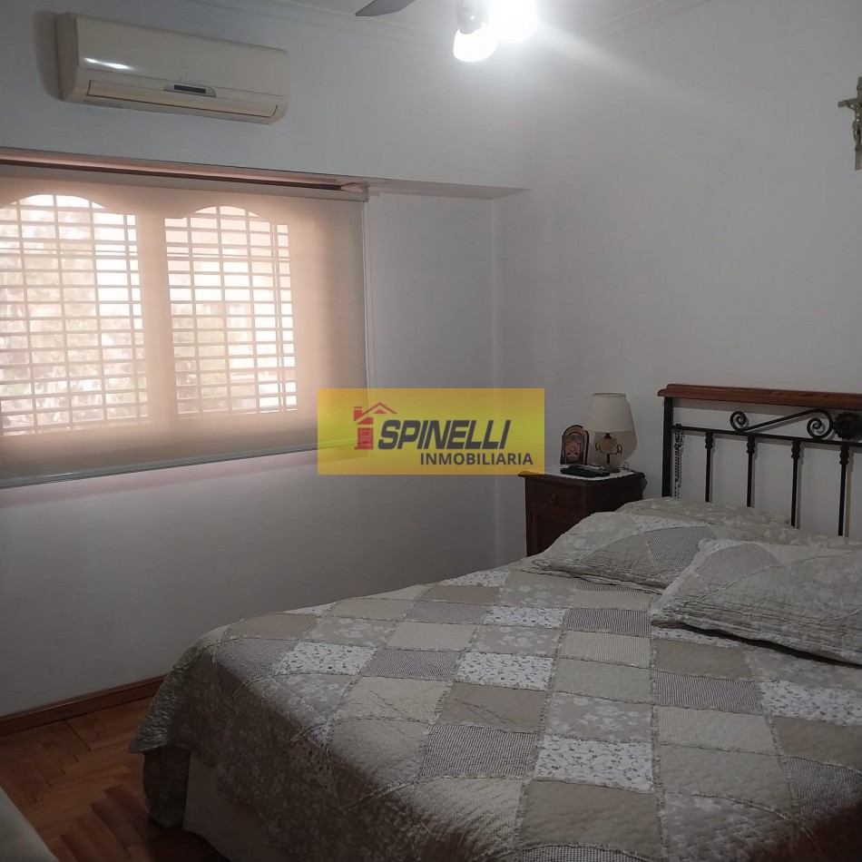 Venta de Chalet de cuatro ambientes en Haedo Sur