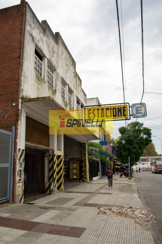 Venta de cochera en Moron Ideal emprendimiento inmobiliario o inversion