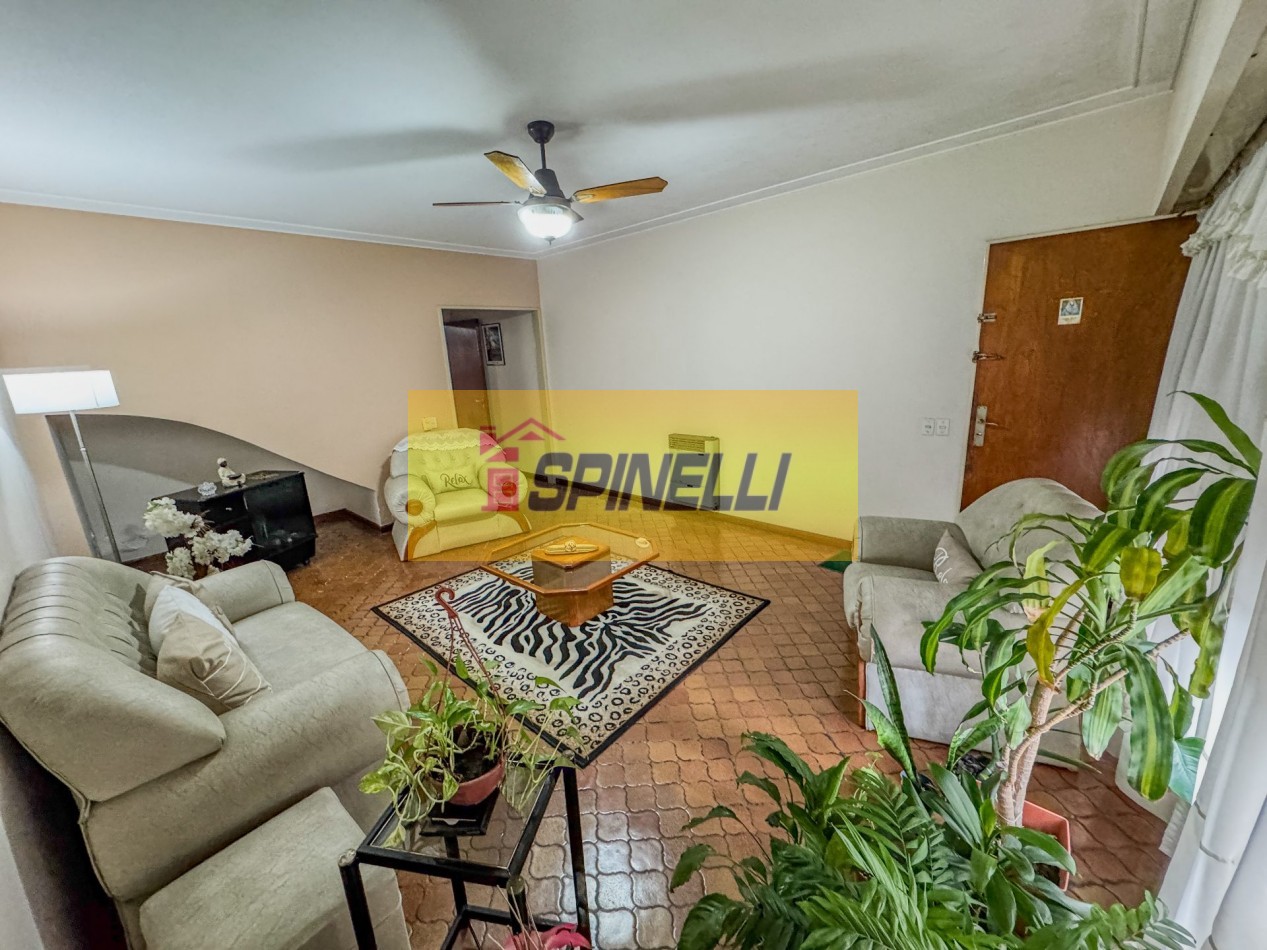 Ph de cuatro ambientes en venta en Haedo Norte