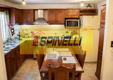 Haedo Sur venta de casa de cuatro ambientes Apto Credito