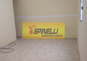Departamento de tres ambientes en alquiler en Haedo Sur
